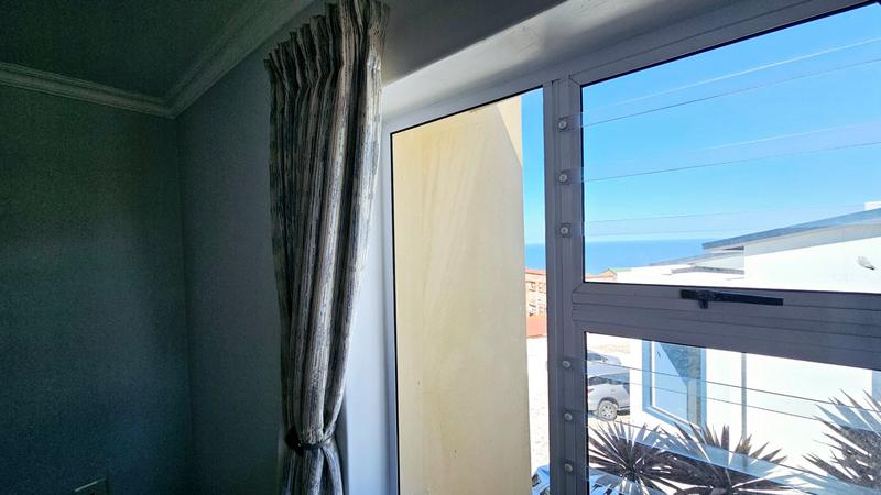 3 Bedroom Property for Sale in Dana Bay Western Cape